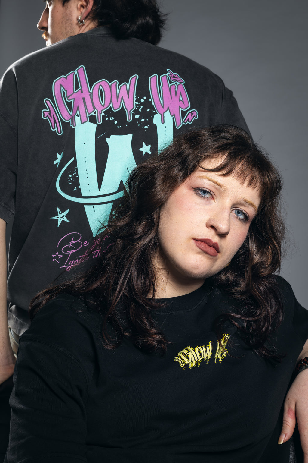 CAMISETA GRAFFITI GRIS
