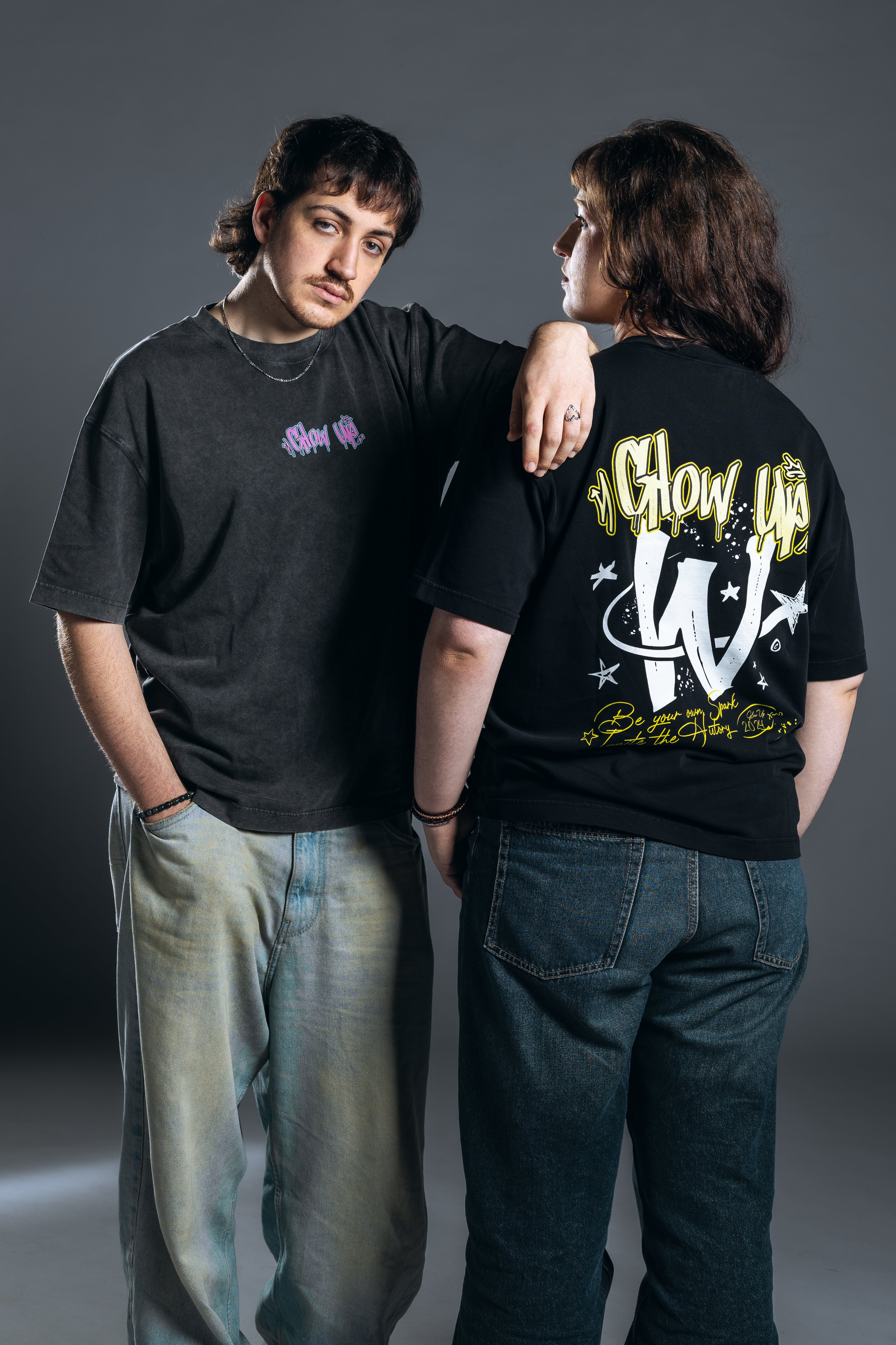 CAMISETA GRAFFITI NEGRA