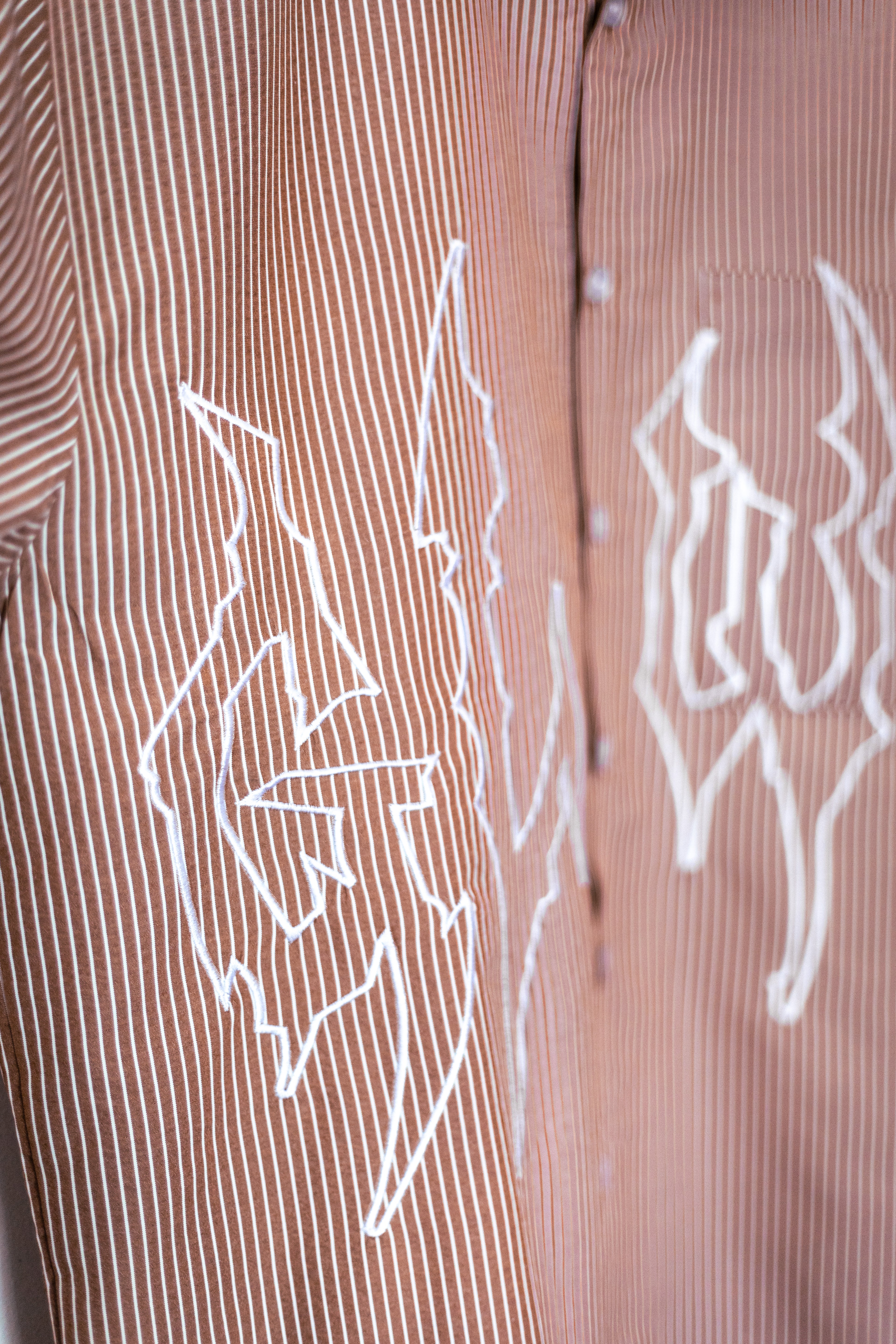 CAMISA CROP CAMEL