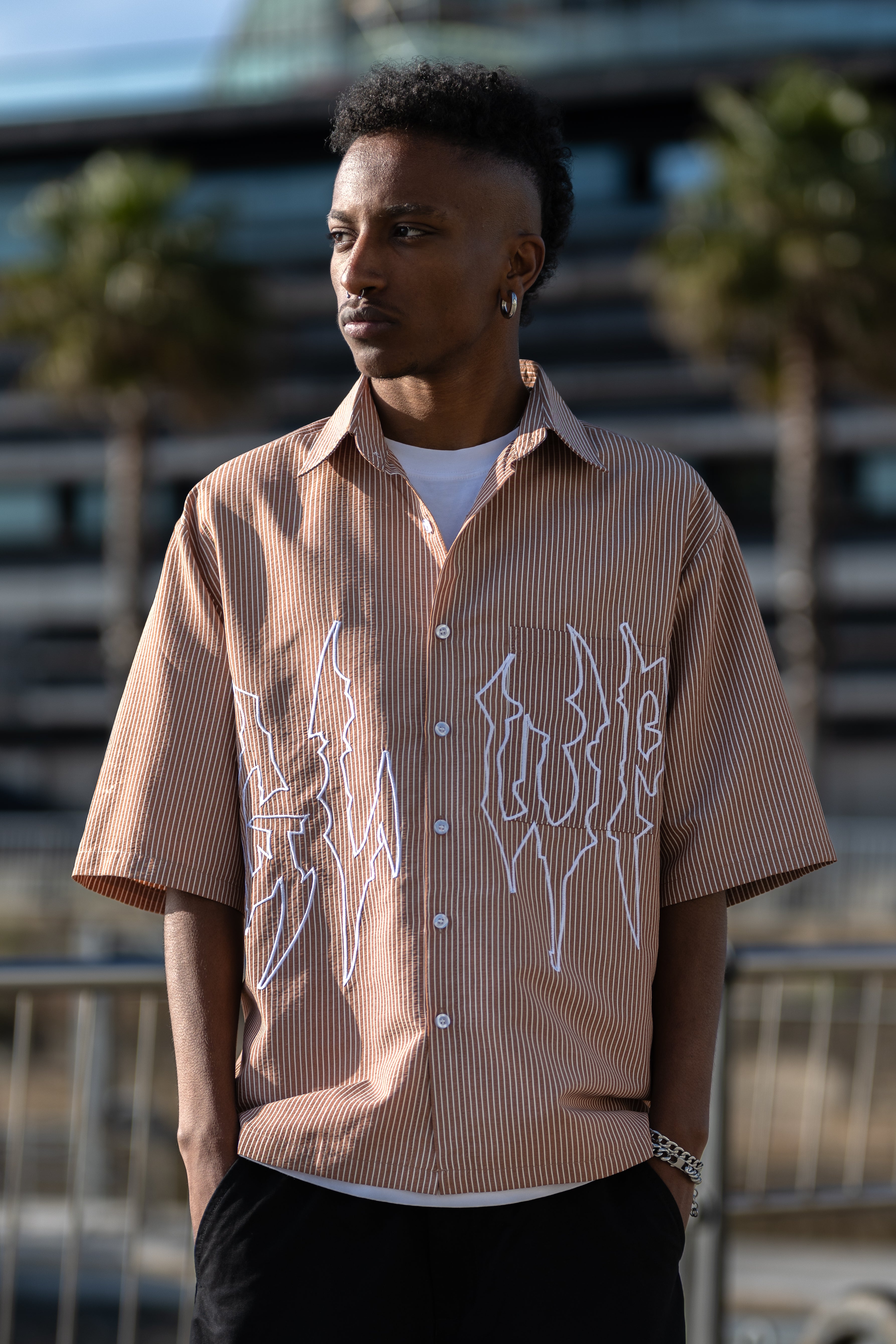 CAMISA CROP CAMEL